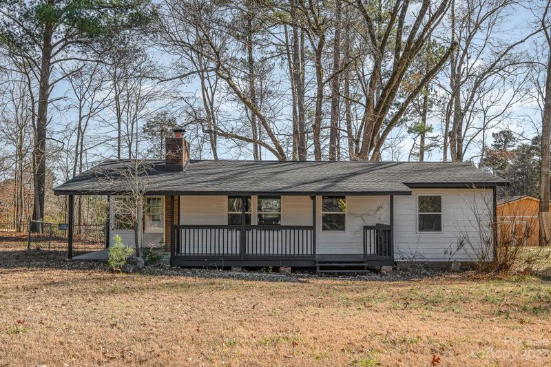 6922 Pear Tree Rd, Charlotte, NC 28216