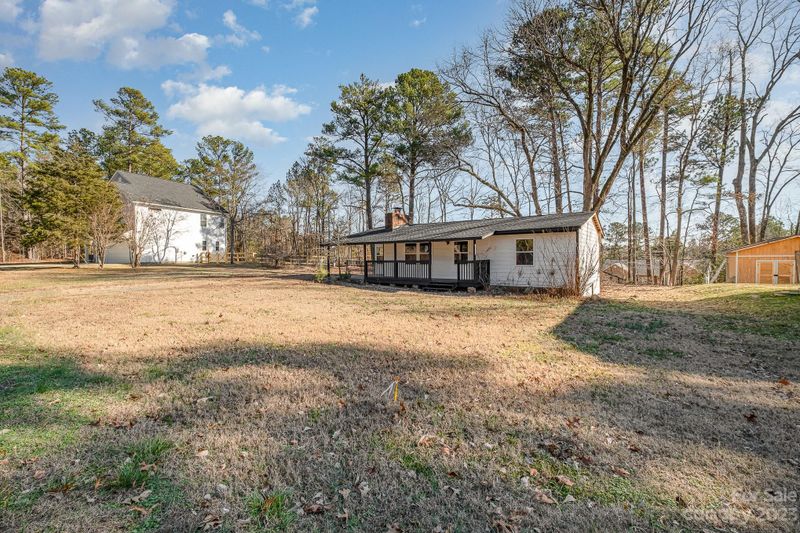 6922 Pear Tree Rd, Charlotte, NC 28216