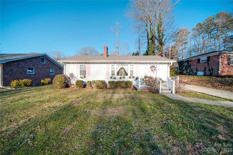 702 Forest St NW, Concord, NC 28025