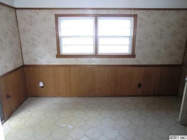 1508 Ranch Rd, Charlotte, NC 28208