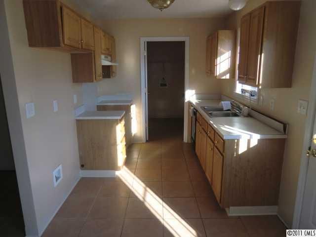 1209 S Hayne St, Monroe, NC 28112