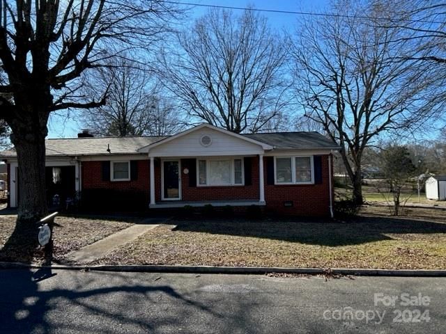 105 Myers St, Monroe, NC 28110