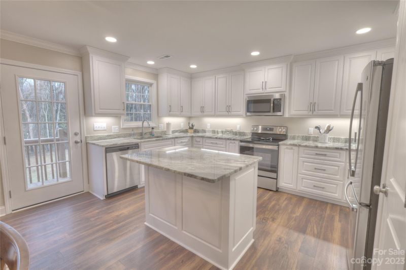 221 N C Ave, Maiden, NC 28650