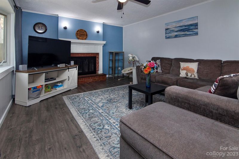3401 Mason Dr, Charlotte, NC 28269