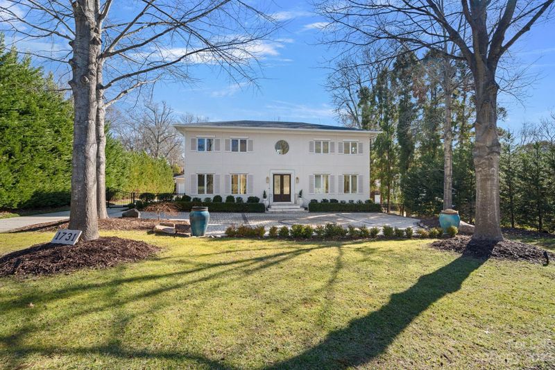 1731 Shoreham Dr, Charlotte, NC 28211