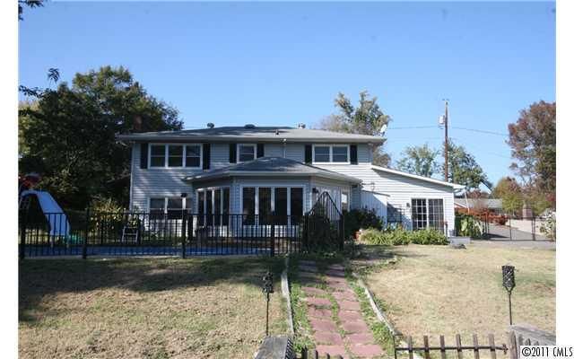 415 Paradise Cir, Belmont, NC 28012