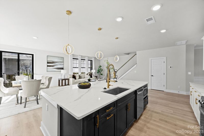 1508 Falcon St, Charlotte, NC 28211
