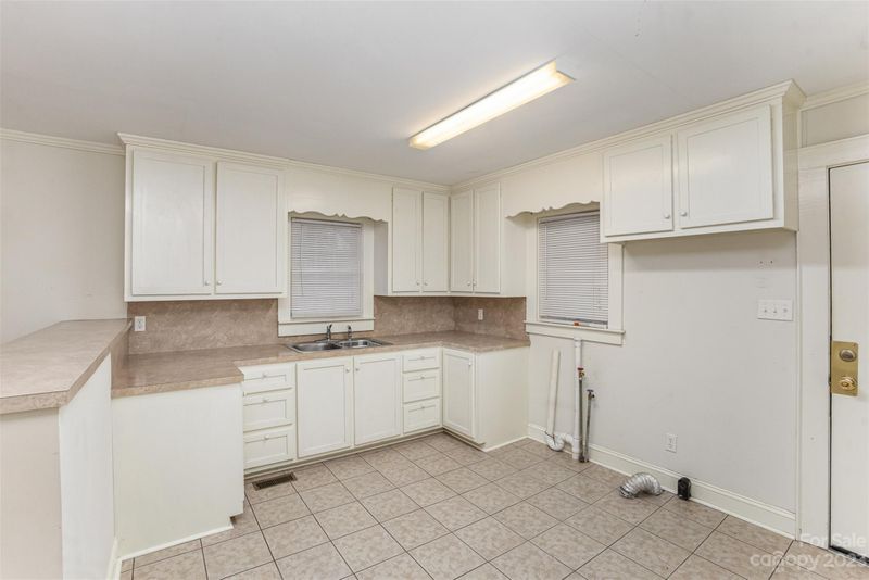 6190 Turkey Rd, Kannapolis, NC 28083