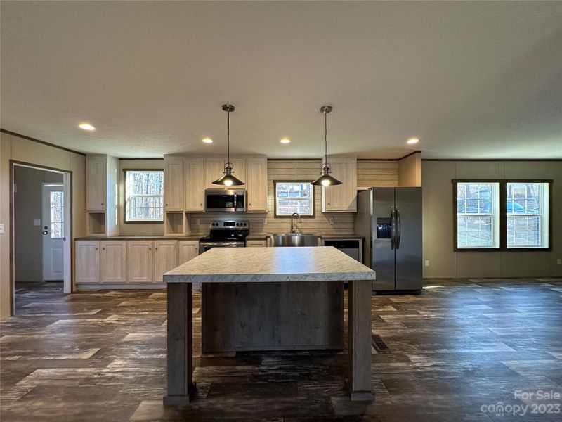 2931 Wilderness Tc, Claremont, NC 28610