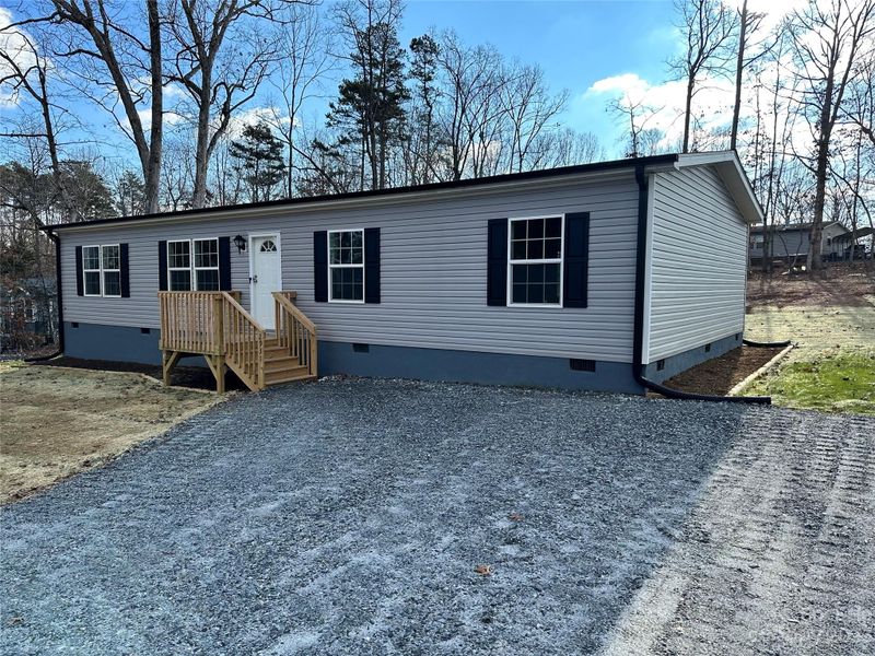 2931 Wilderness Tc, Claremont, NC 28610