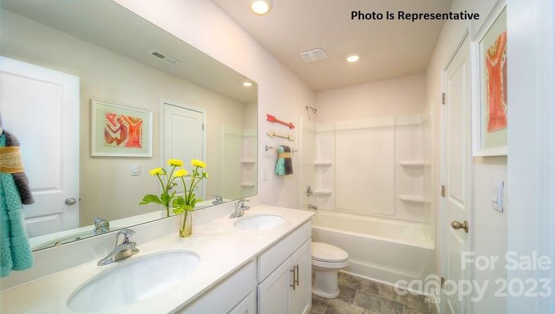 2008 Vanderlyn St, Monroe, NC 28112