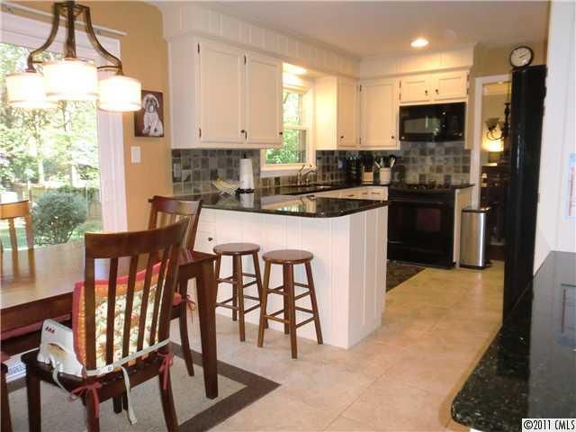 6033 Gate Post Rd, Charlotte, NC 28211