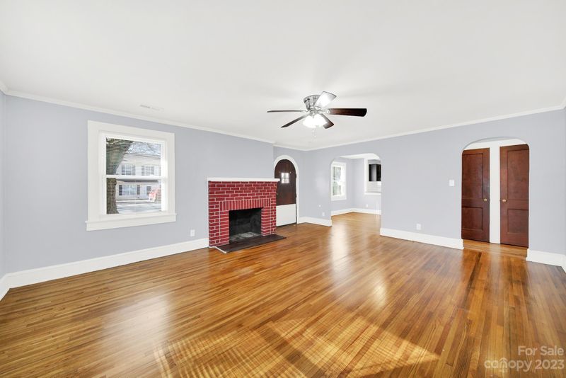 2212 Edison St, Charlotte, NC 28206