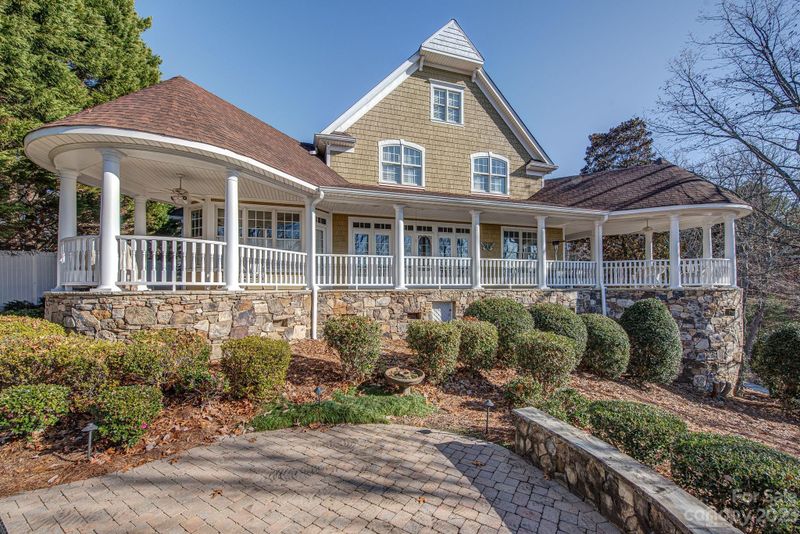 123 Berry Mountain Rd, Cramerton, NC 28032