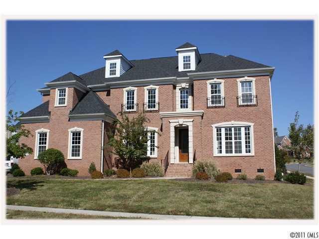 16620 Crosshaven Dr, Charlotte, NC 28278