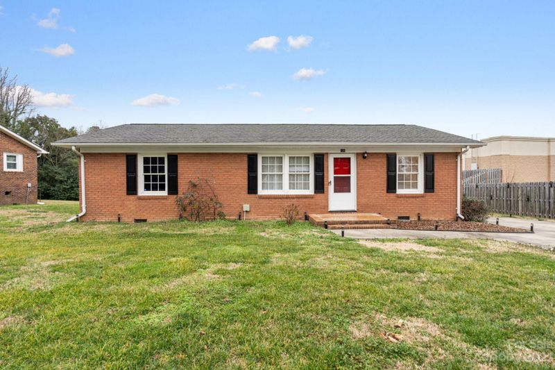 108 Chaney St, Wingate, NC 28174
