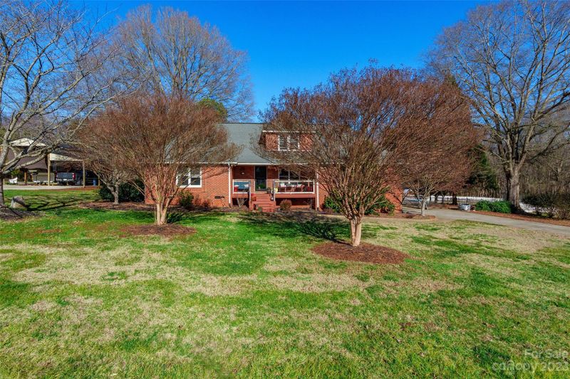 5669 Saint James Ln, York, SC 29745