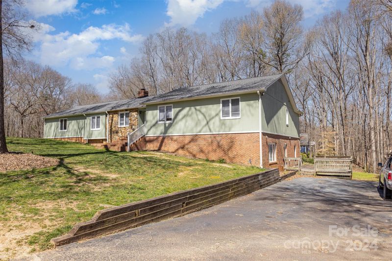 1704 Double Oaks Rd, Fort Mill, SC 29715
