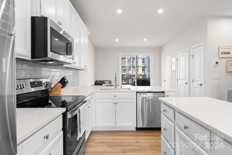 3623 S Tryon St, Charlotte, NC 28217