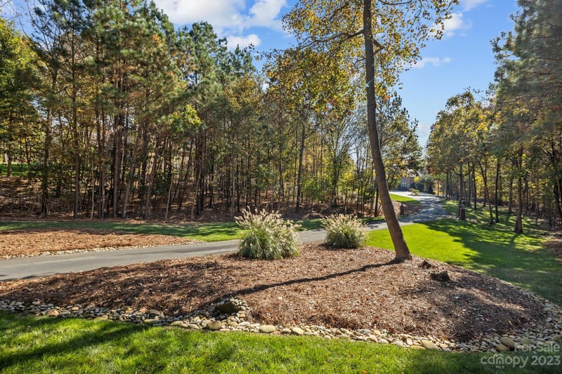 5922 Johnson Rd, Lake Wylie, SC 29710