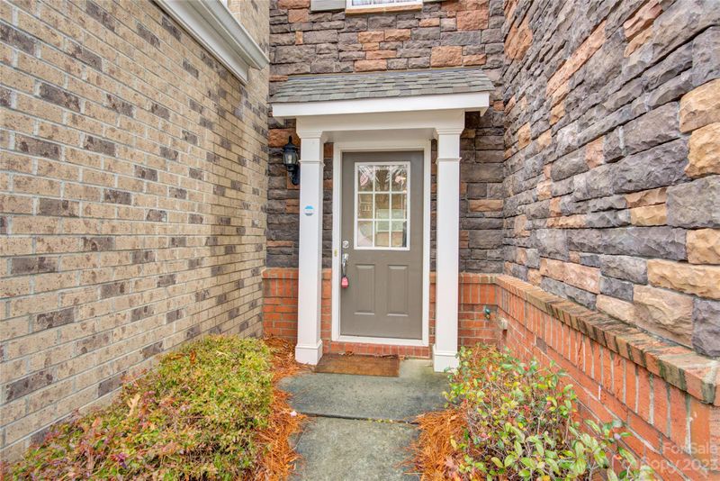 10429 Blairbeth St, Charlotte, NC 28277