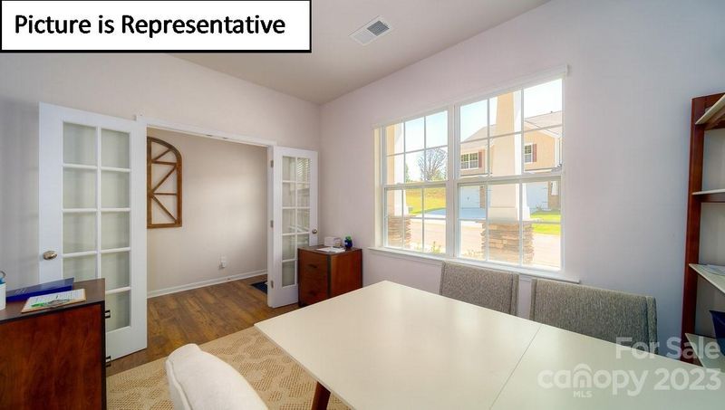 3862 Rosewood Dr, Mount Holly, NC 28106