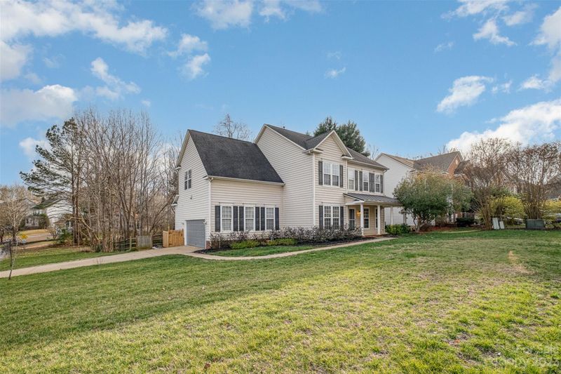 765 Knightswood Rd, Fort Mill, SC 29708