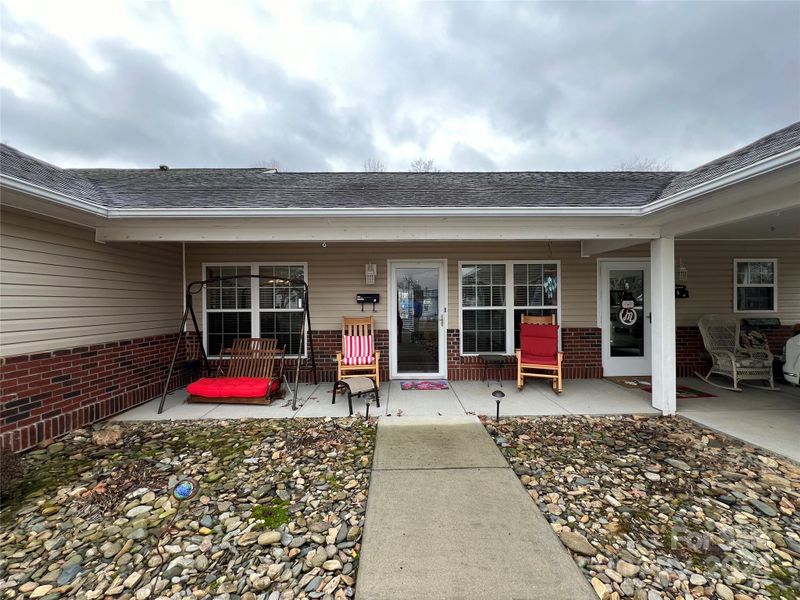 1004 Main St #B, Maiden, NC 28650