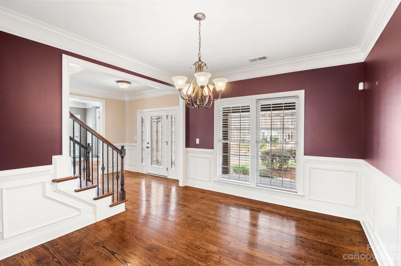 700 Mountainview Dr, Charlotte, NC 28270