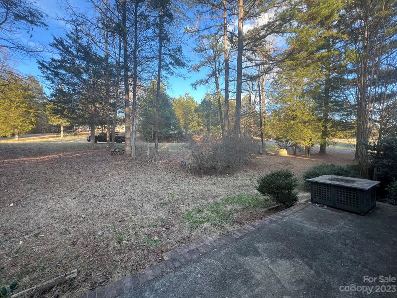 5900 Harrow Ct, Davidson, NC 28036