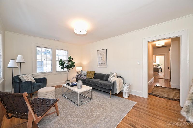 118 Laurel Ave, Charlotte, NC 28207