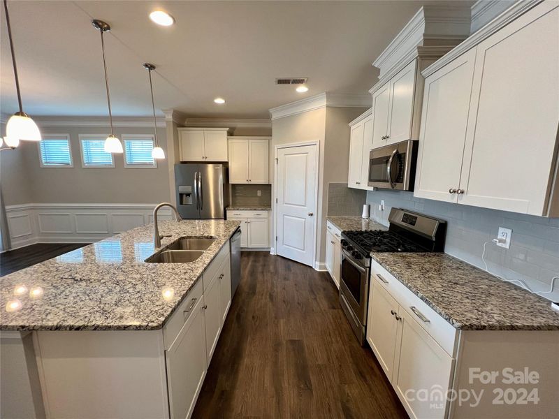 3690 Norman View Dr, Sherrills Ford, NC 28673