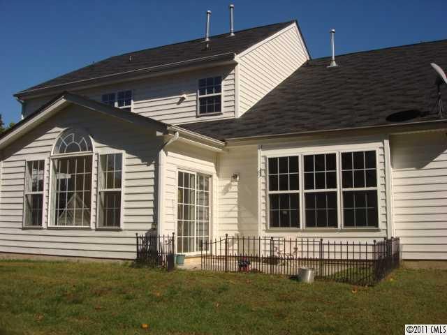 748 Pinkney Pl, Denver, NC 28037