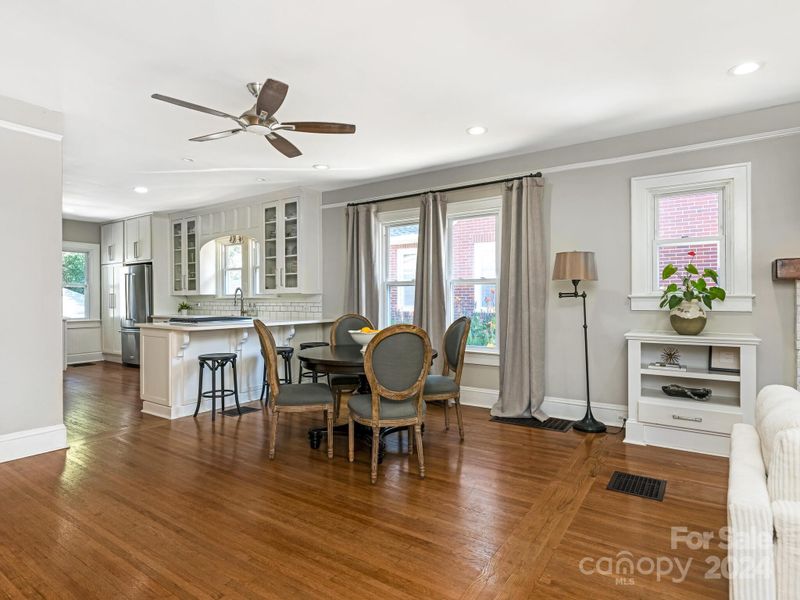 2112 Scott Ave, Charlotte, NC 28203