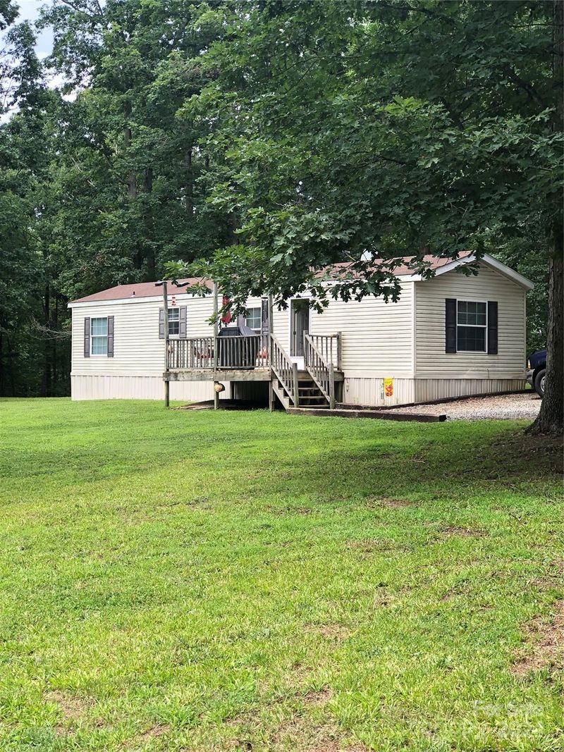 363 Reavis Rd, Harmony, NC 28634