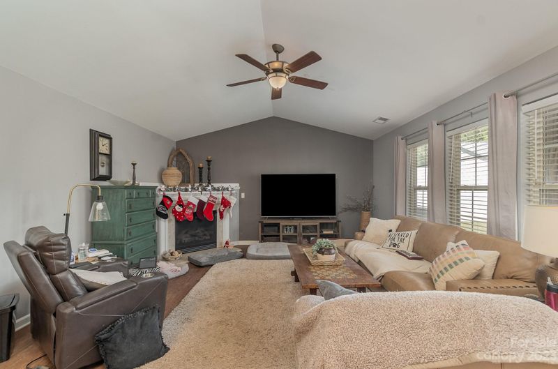 2905 Deep Cove Dr NW, Concord, NC 28027