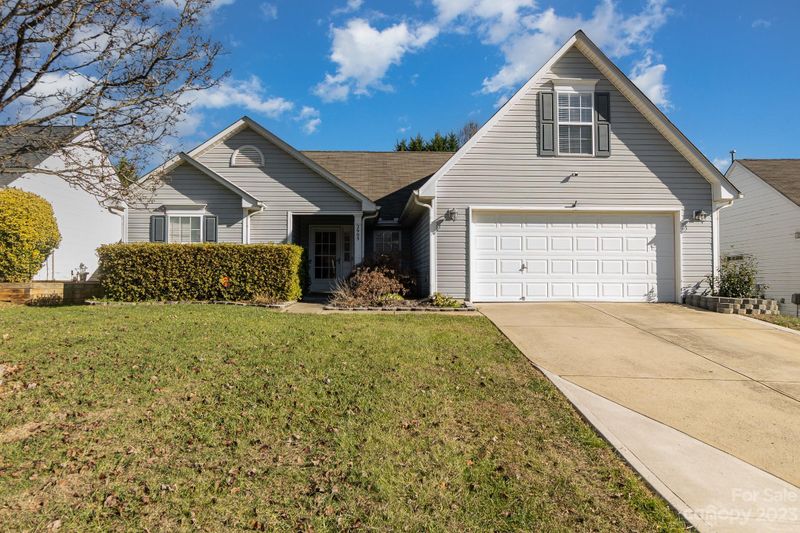 2905 Deep Cove Dr NW, Concord, NC 28027