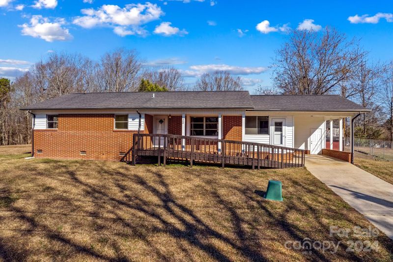 208 W 19th St, Kannapolis, NC 28081