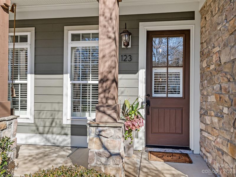 123 Boyce Rd, Charlotte, NC 28211
