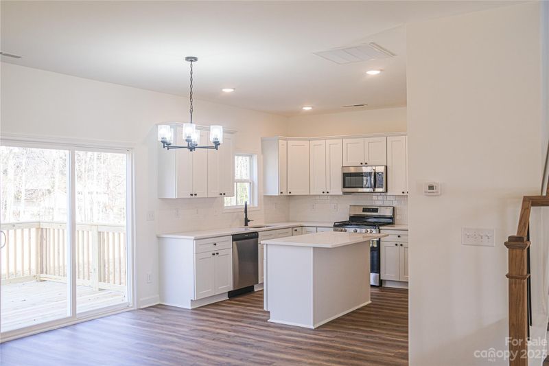 244 Hudson Dr, Harrisburg, NC 28075