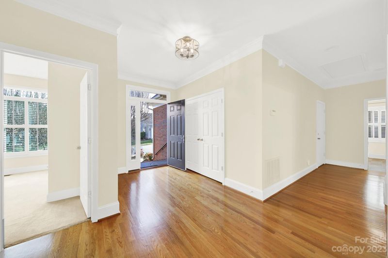 5400 Dunedin Ln, Charlotte, NC 28270