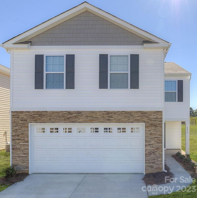 2118 Allium Dr, Charlotte, NC 28216