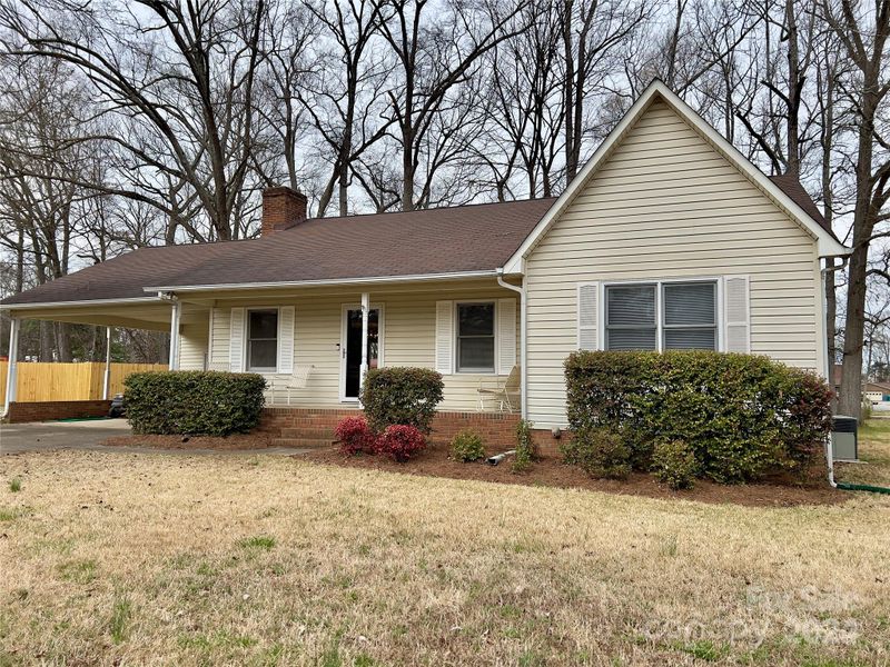 405 Autumn Dr, Harrisburg, NC 28075