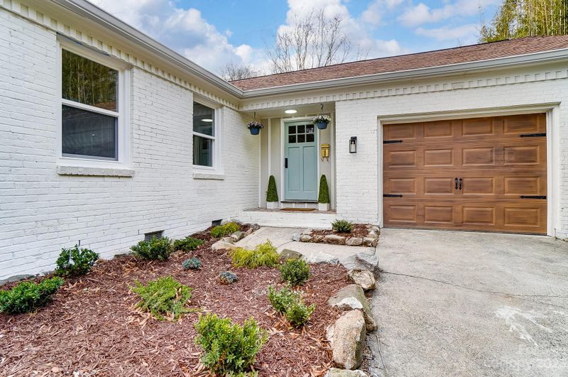 2402 Wendy Ln, Gastonia, NC 28052