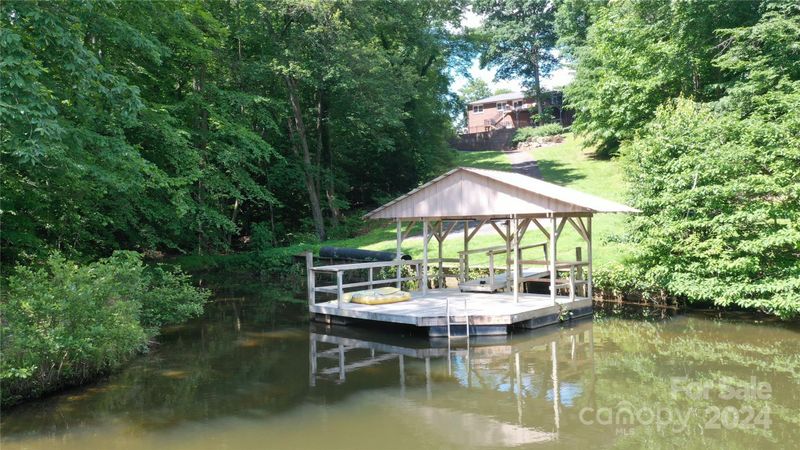 6230 Monford Dr, Conover, NC 28613