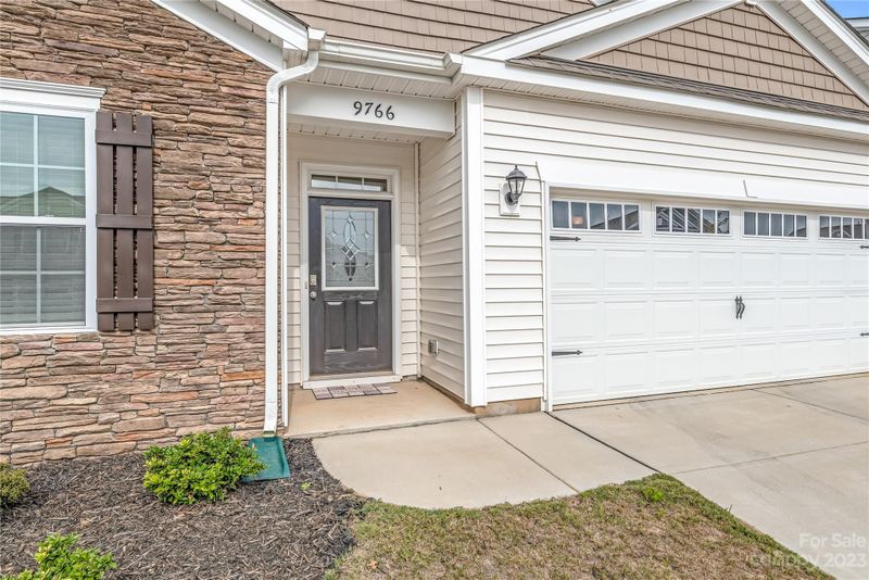 9766 Tea Garden Dr, Gastonia, NC 28056