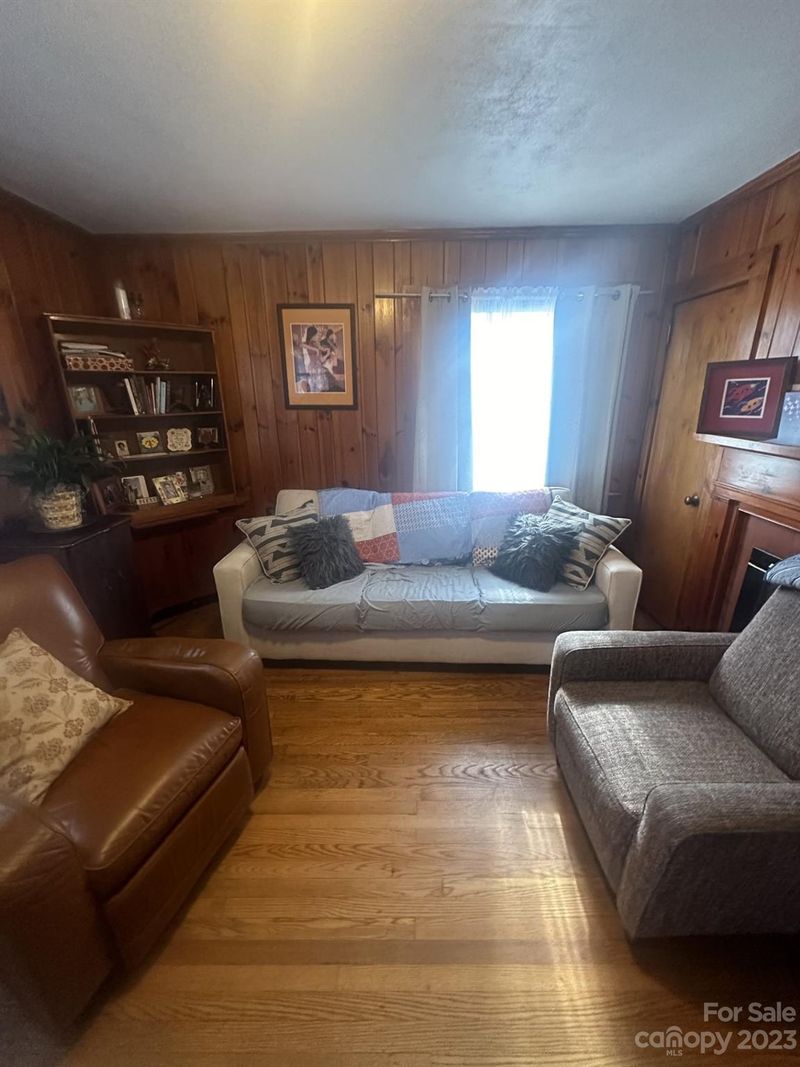 4011 Central Ave, Charlotte, NC 28205