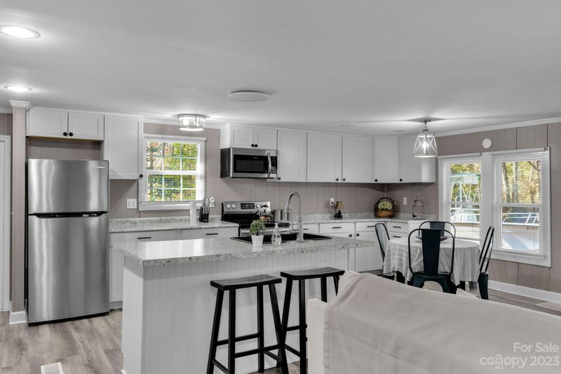 2384 Landsford Rd, Catawba, SC 29704
