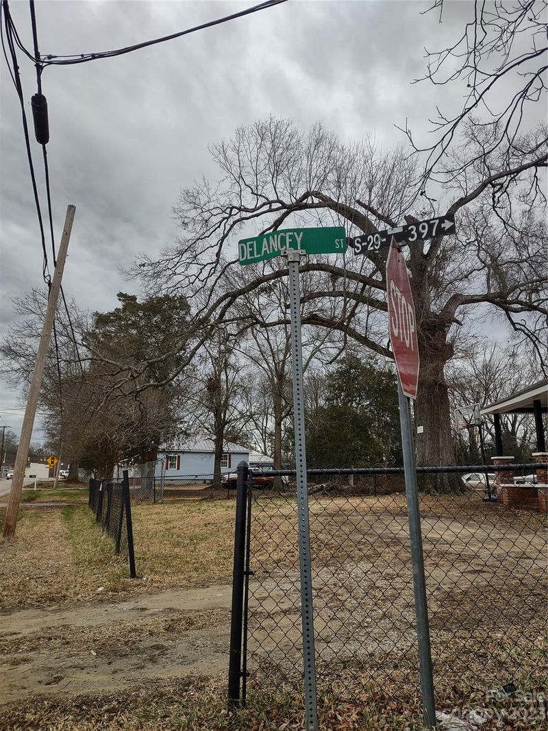 923 Delancey St, Lancaster, SC 29720