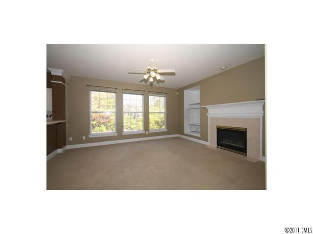 3219 Arbor Pointe Dr, Charlotte, NC 28210